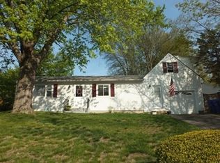 5 Danaher Cir, Springfield, MA 01118