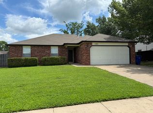 1105 S 33rd St, Broken Arrow, OK 74014