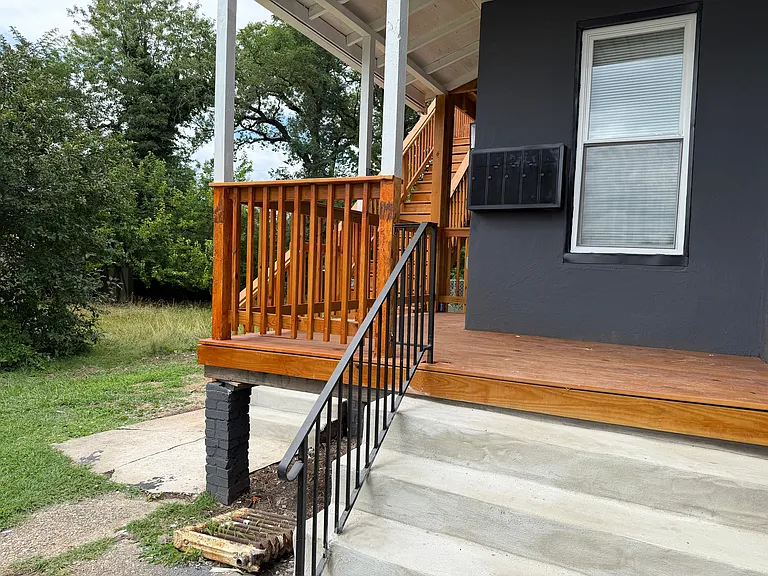 618 Chestnut Hill Ave — Photo 9