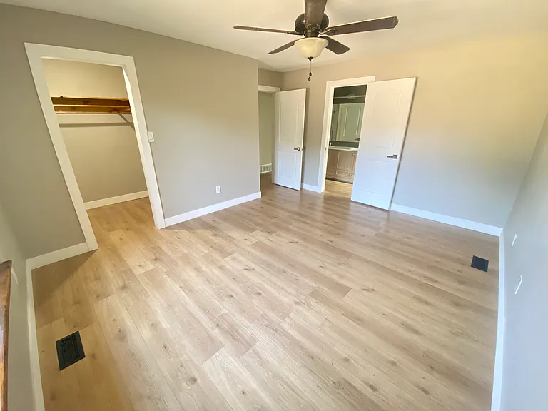 970 Bayfield Dr — Photo 14