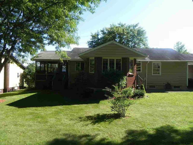 2nd image of 33-35 Maple Street