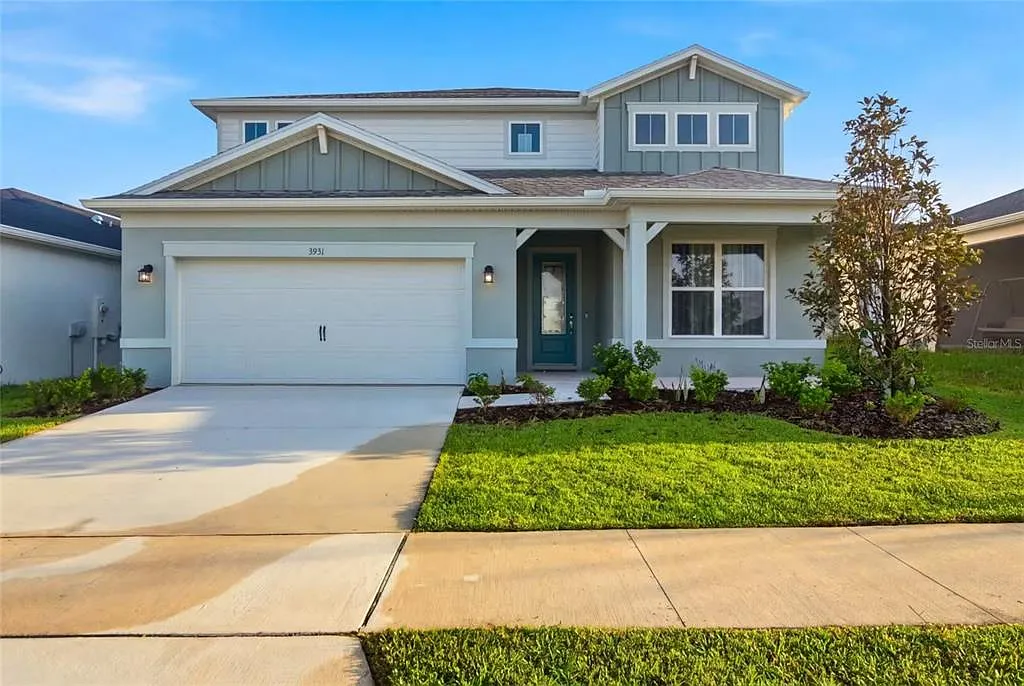 5 bed, 4.5 bath, 5502 sqft, $3,300 — Photo 1