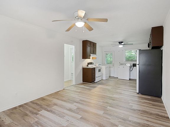 3rd image of 2546 & 2548 Joe Jerkins Blvd #2B-1BA-780SQFT