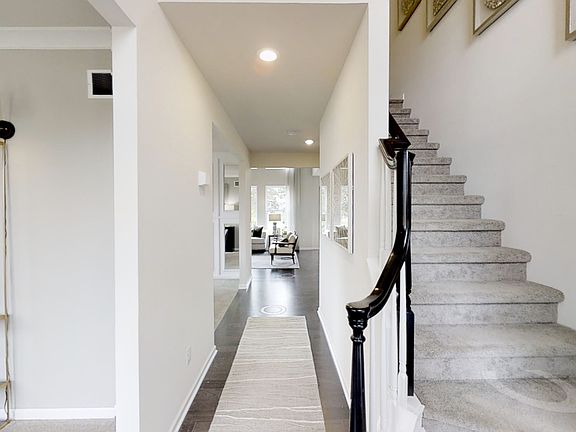 2 story foyer