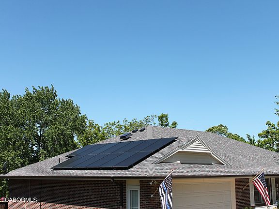 2nd image of 924 Tanya Lynn Dr