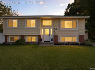 1815 Heatherridge St, Ypsilanti, MI