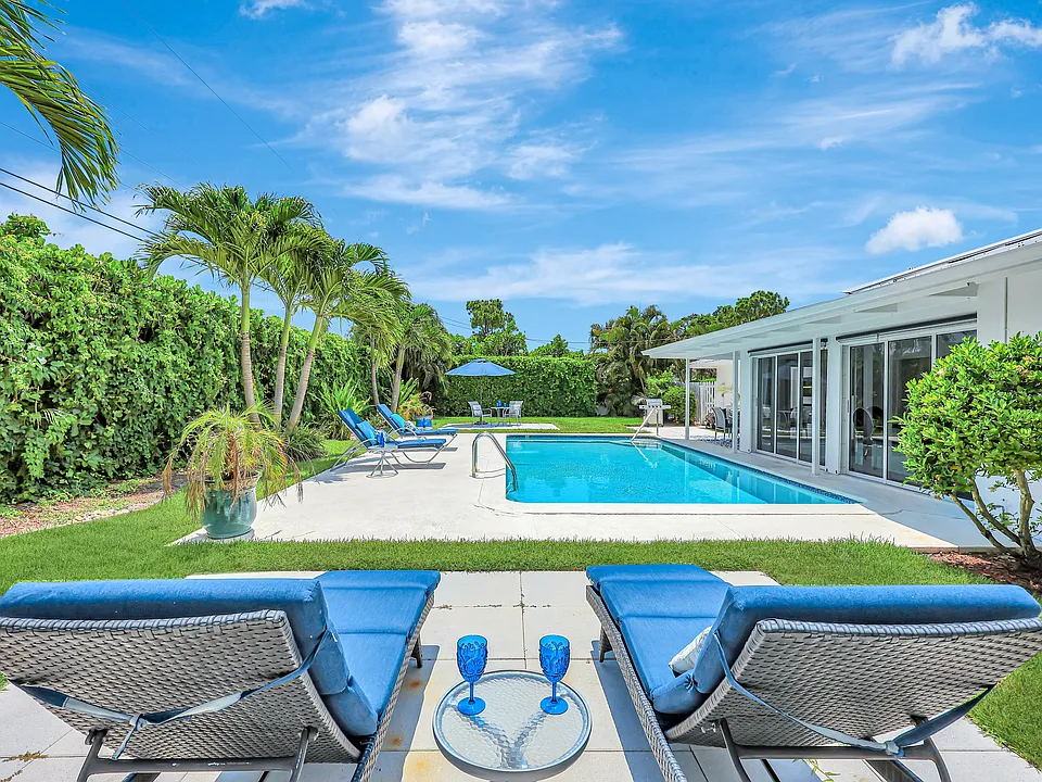 1118 Pompei Ln