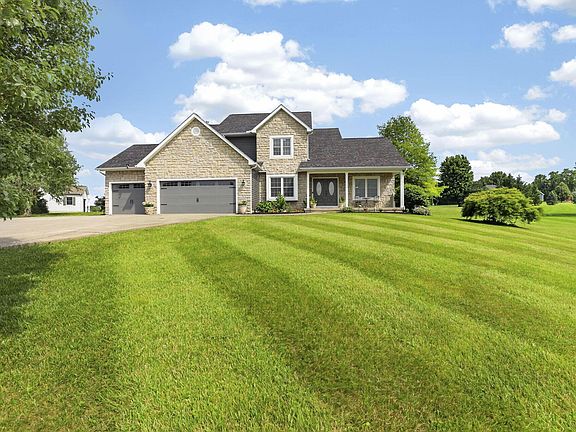 3rd image of 1938 W Glenhurst Dr NW
