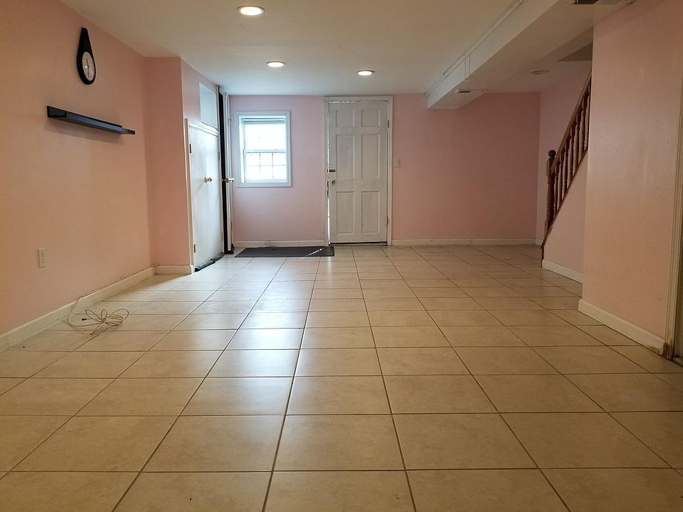 1st image of 20611 47th Ave