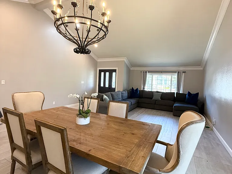 2254 Lake Crest Ct — Photo 31
