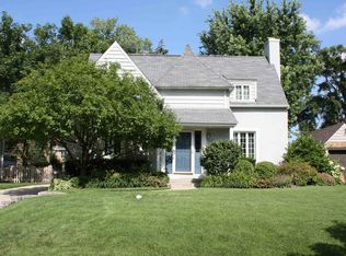 711 N Washington Ave, Park Ridge, IL 60068