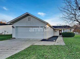 1567 Wildbrook Ct, Amelia, OH 45102