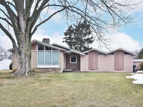 1144 Reed Circle Dr, Columbus, OH 43224