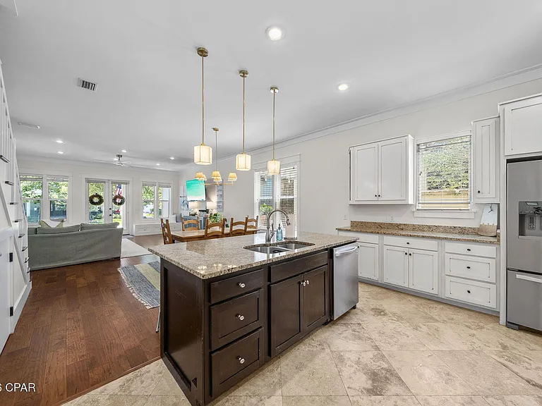 409 Liverpool Ave — Photo 15