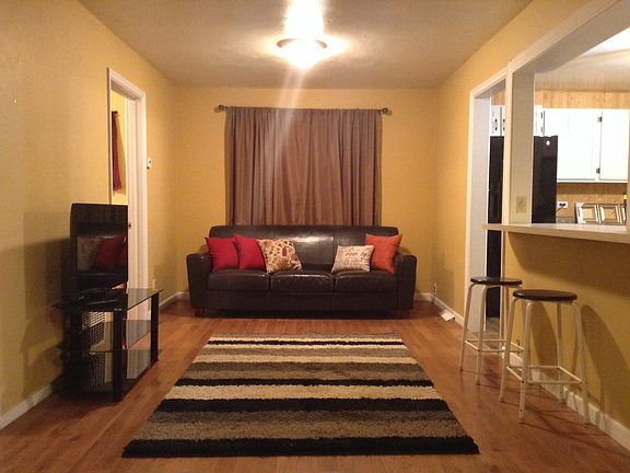 3rd image of 8805 42nd St NE