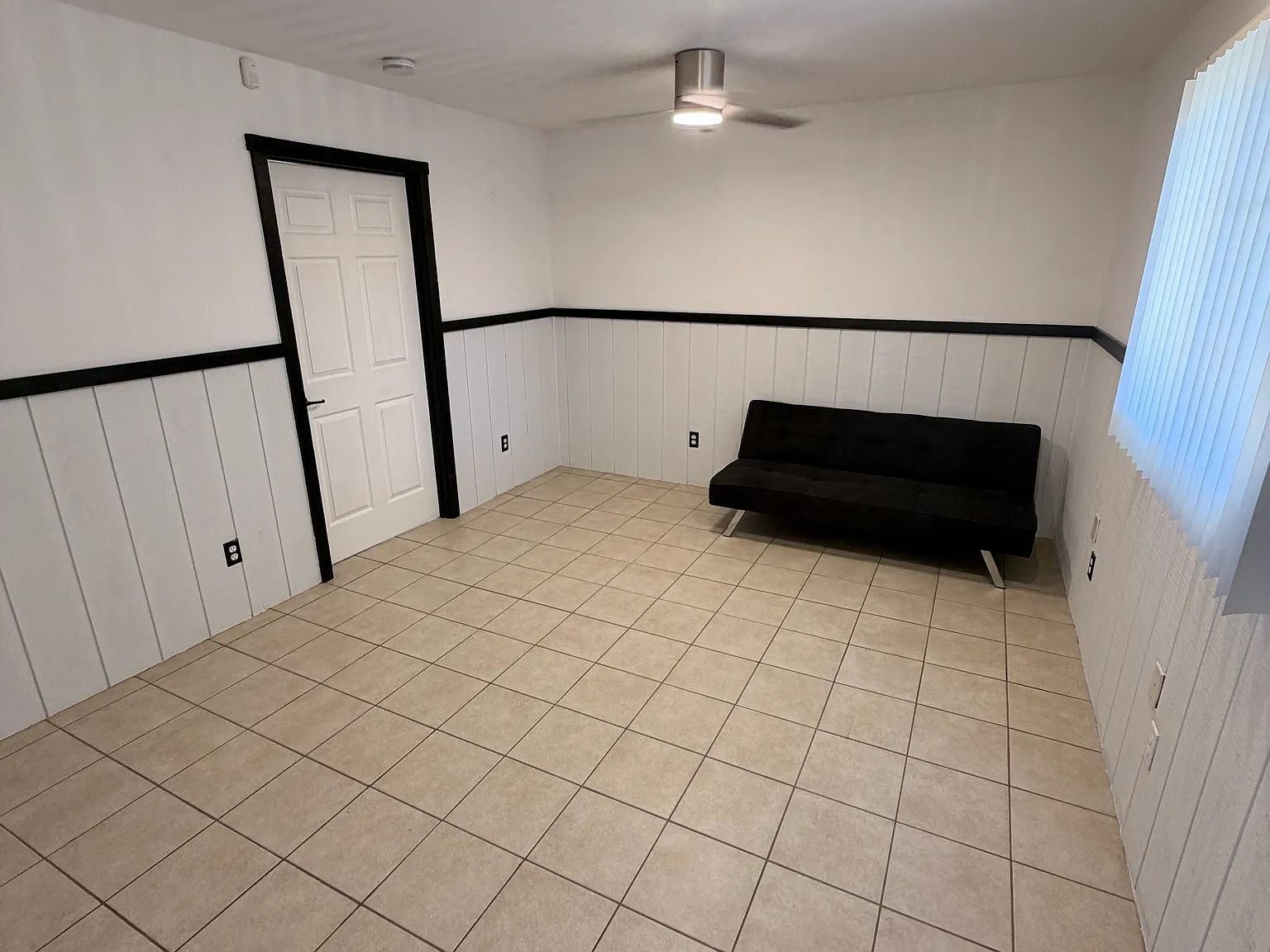 1 bed, 576 sqft, $1,200 — Photo 2