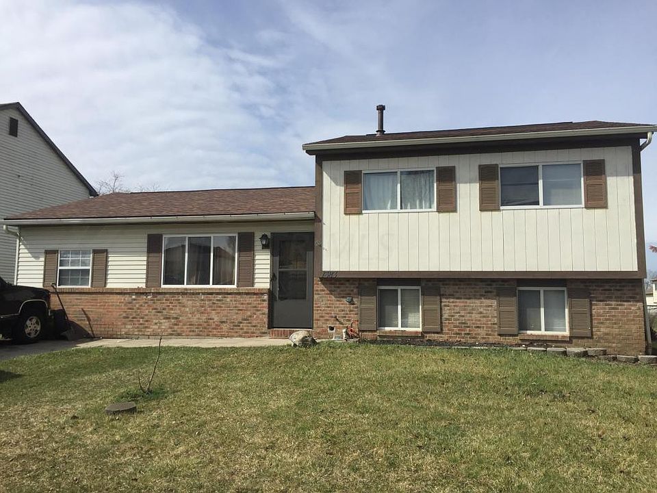 1st image of 1683 Hillsbury Dr