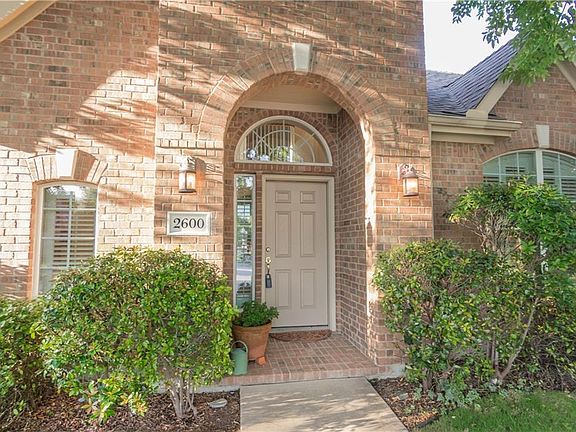 3rd image of 2600 Grand Canyon Ct