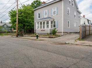 95 Benedict St, Providence, RI 02907