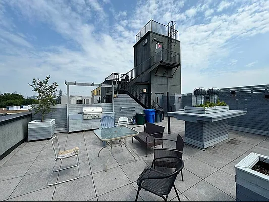 Outdoor, photo 2