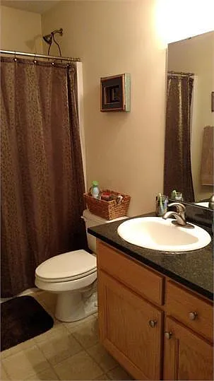 3 bed, 2.0 bath, 1300 sqft, $1,500 — Photo 1