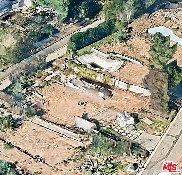 1st image of 2867 Windfall Ave