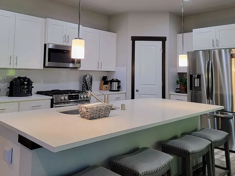 5050 Granger St — Photo 3