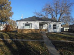 406 S 15th St, Marysville, KS 66508
