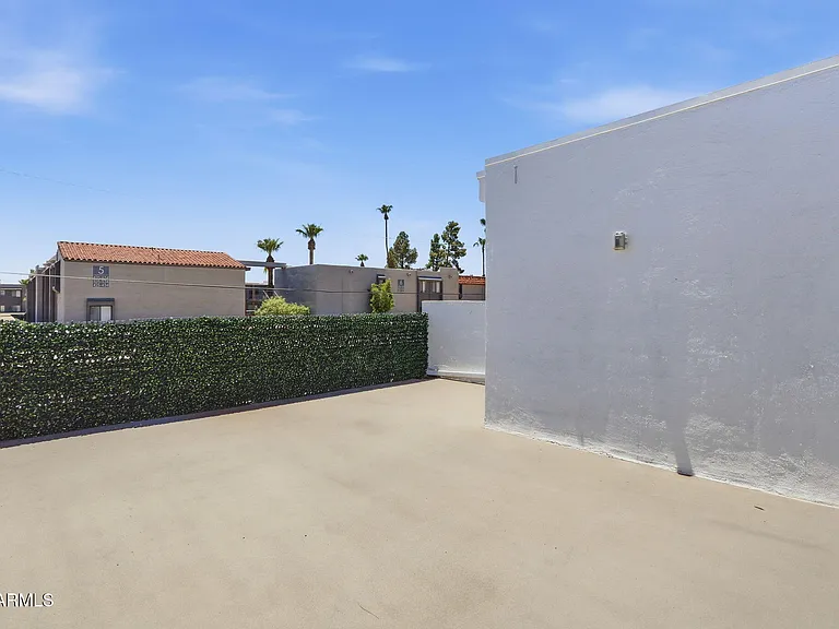 1921 E Medlock Dr — Photo 38
