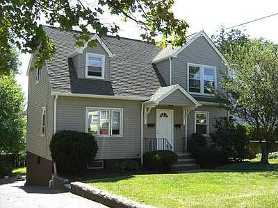 1st image of 22 Garden Ct S