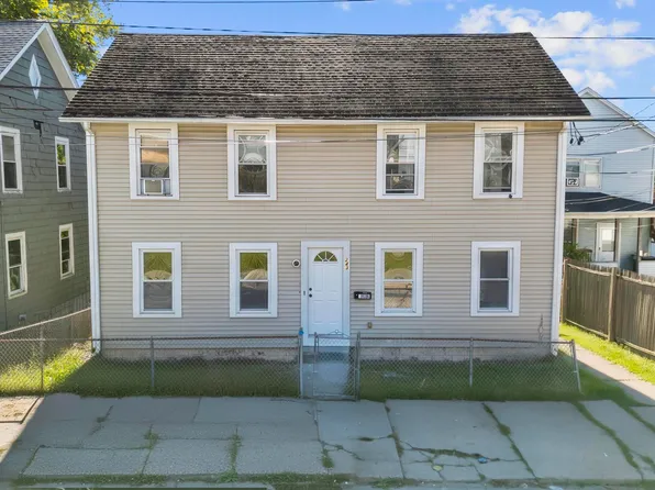 243 N Main St, Norwich, CT 06360