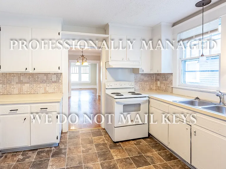 1517 Beal St — Photo 6