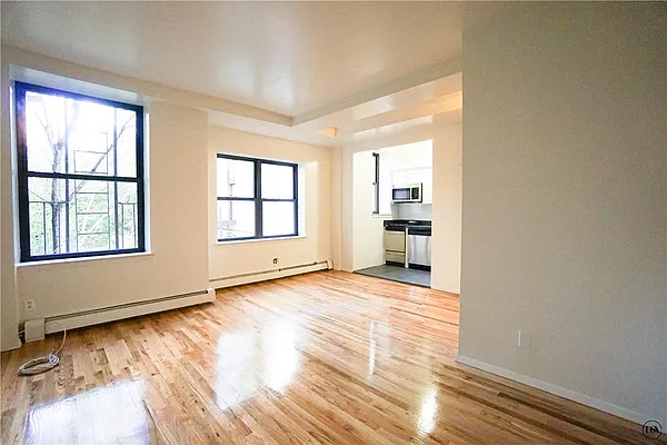 Rented by DSA Realty | media 12