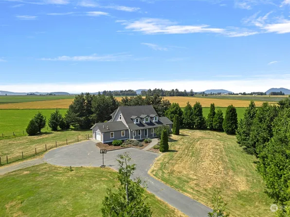 6340 Chuckanut Drive, Bow, WA 98232