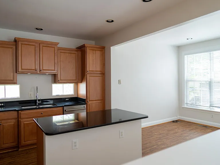 14741 Dogwood Park Ln — Photo 9