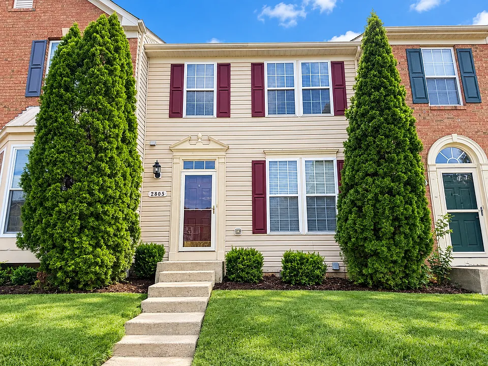 2805 Settlers View Dr