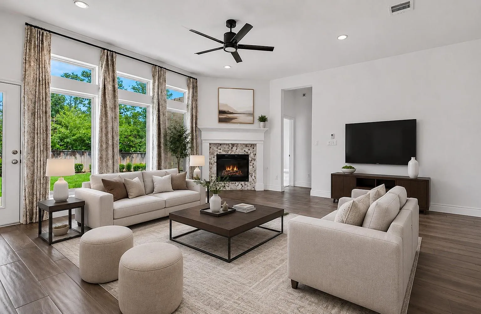 4 bed, 3.0 bath, 2504 sqft, $3,700 — Photo 1