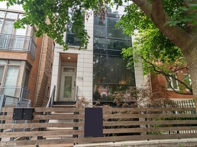 1718 W Le Moyne St #1, Chicago, IL, 60622