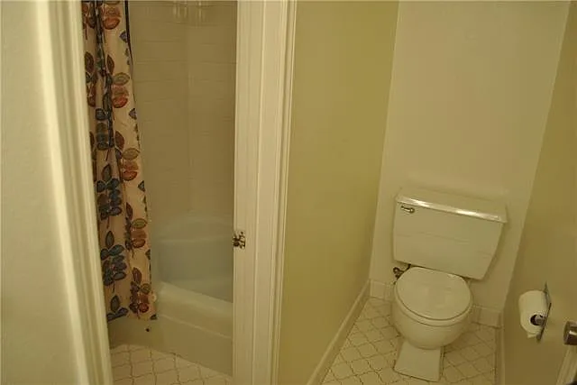 1419 Milan St #206 — Photo 17