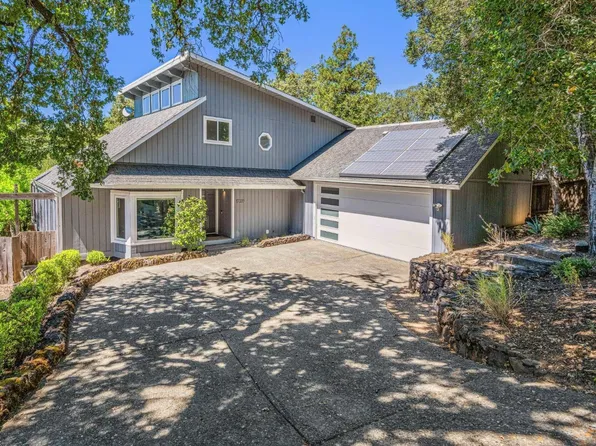 17339 Hillside Avenue, Sonoma, CA 95476