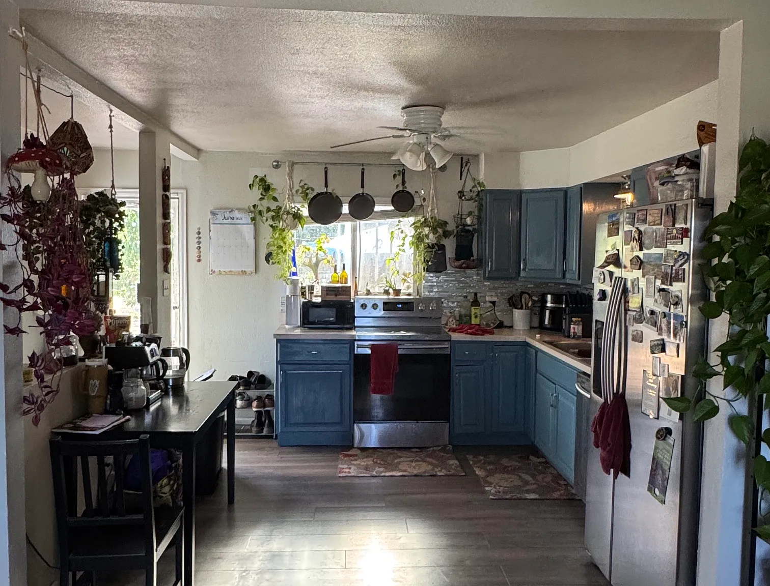4 bed, 1600 sqft, $850 — Photo 2
