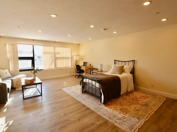 1028 Commonwealth Ave, Allston, MA