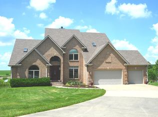 189 Spring Lake Dr, Harrodsburg, KY 40330