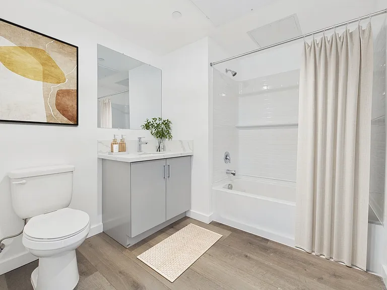 Diamante Apartment Homes — Photo 13