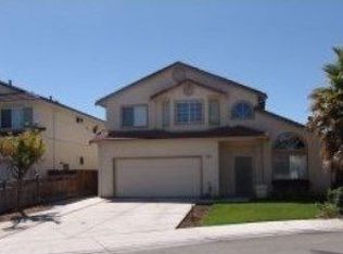 460 Adrian Ct, Hollister, CA 95023