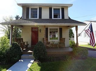 104 N Reamstown Rd, Denver, PA 17578