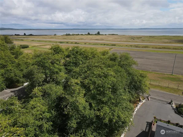 511 Duck Lake Drive NE, Ocean Shores, WA 98569