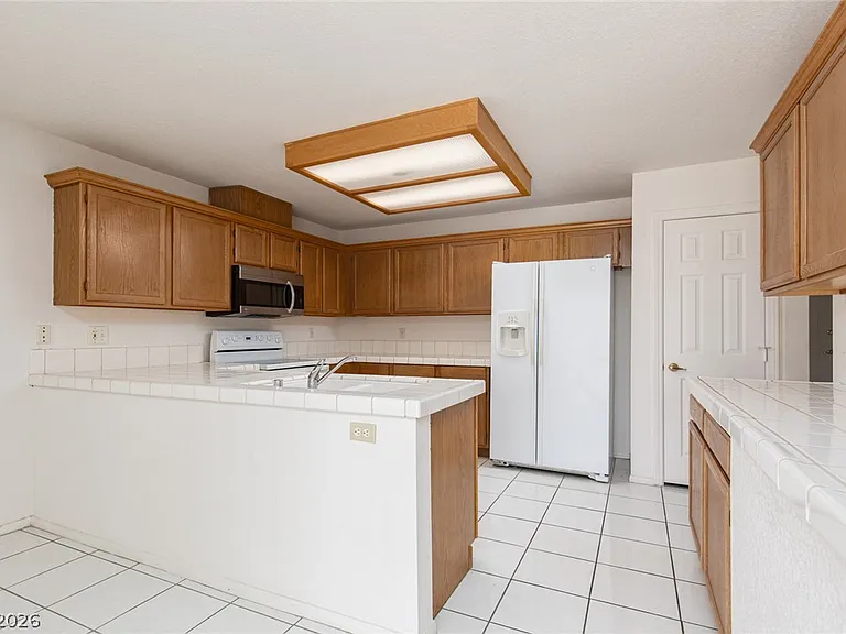 7281 Vista Bonita Dr — Photo 7