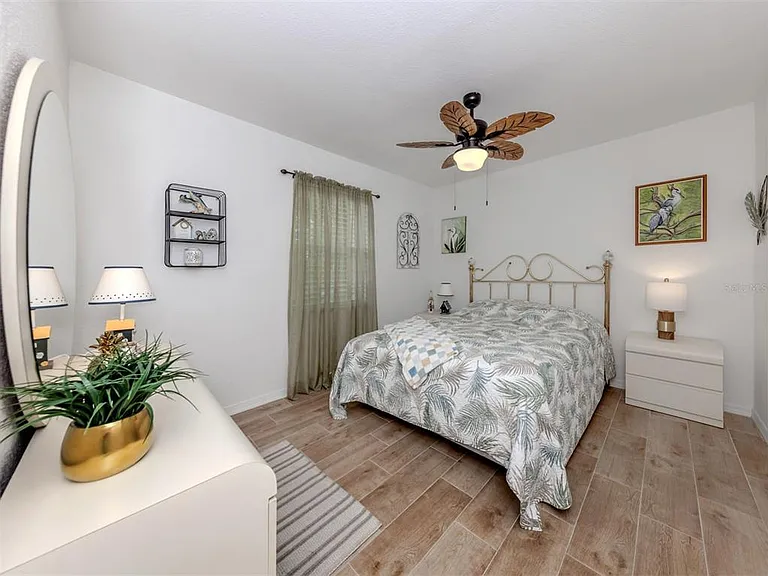 26333 Nadir Rd #105 — Photo 60