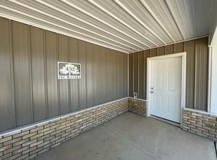 432 James Dr, Strafford, MO 65757